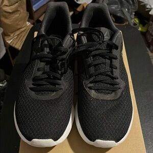 GU with Box  Reebok Lite DV3919 Men’s Black Mesh Lace Up